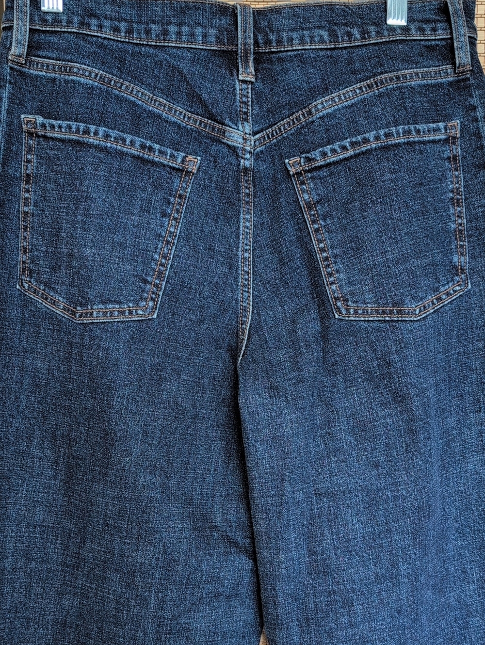 Old Navy Women's Dark Blue Barrel Leg Jeans - Picture 4 of 10